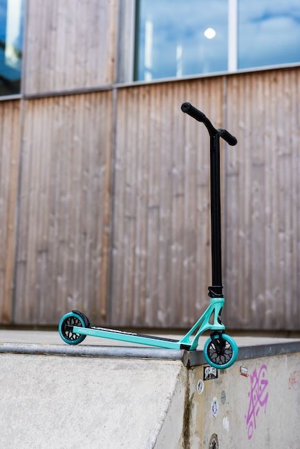 Blunt Prodigy X Scooter Teal