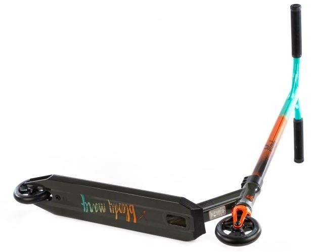 Versatyl Bloody Mary V2 Scooter Orange Blue