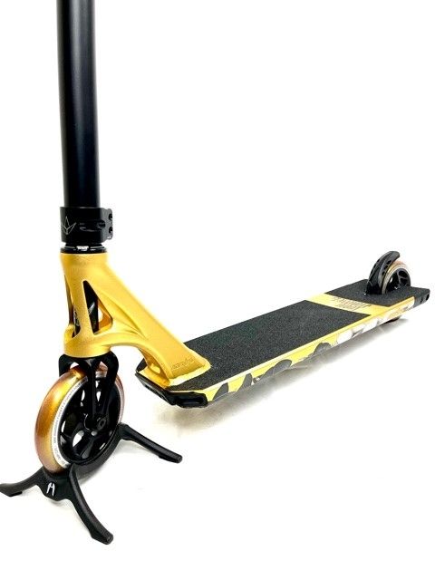 Blunt AOS V5 Reaper Custom Scooter