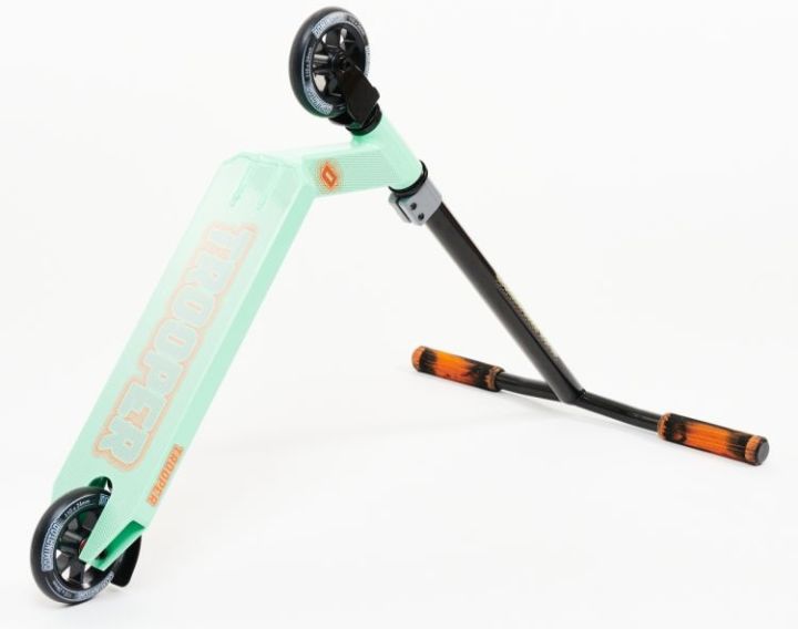 Dominator Trooper Scooter Teal Black