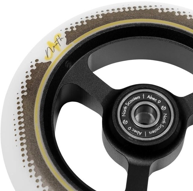 North Index 110 Wheel White