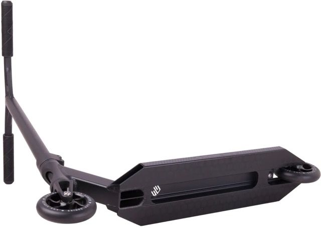 Striker Lux 5" Scooter Black