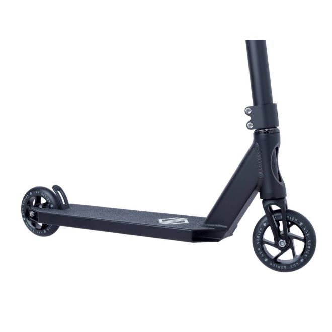Striker Lux Youth Scooter Black