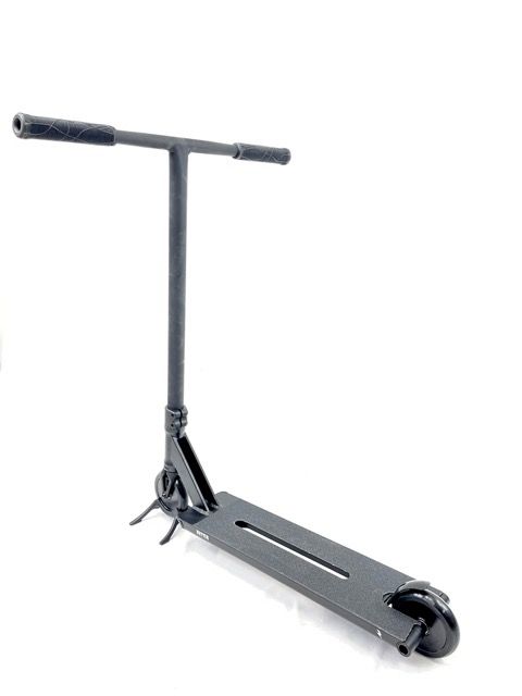 UrbanArtt Champ "S" Scooter Black