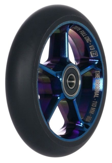 Black Pearl Simple V3 110 Wheel Chrome Blue