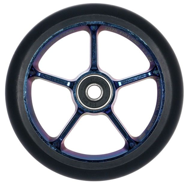 Black Pearl Simple V3 110 Wheel Chrome Blue